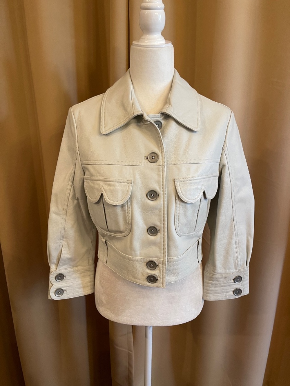 Isabelle Wen Cream Lamb Leather Cropped Jacket, Blazer Size Small